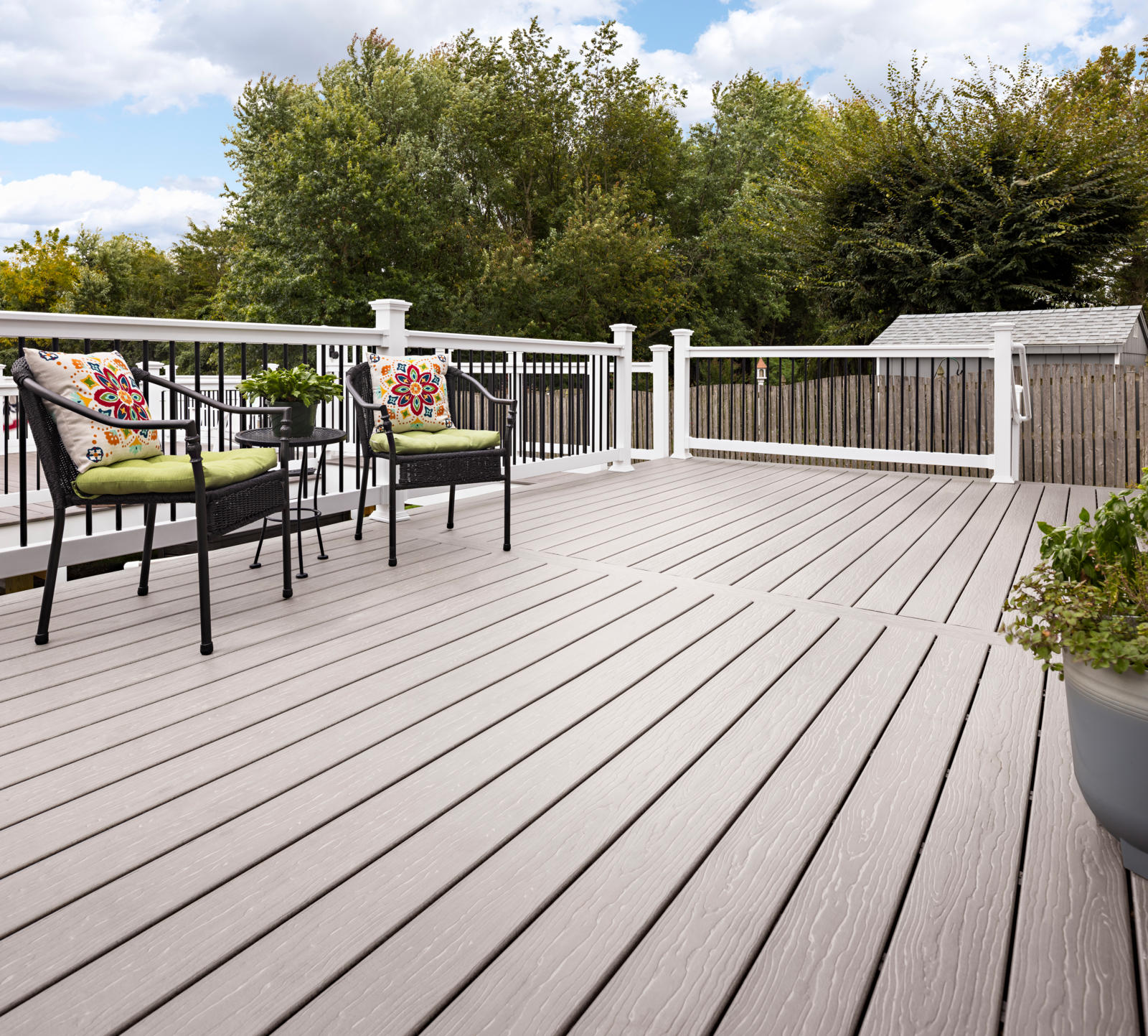 MoistureShield Composite PVC decking MoistureShield Composite PVC decking