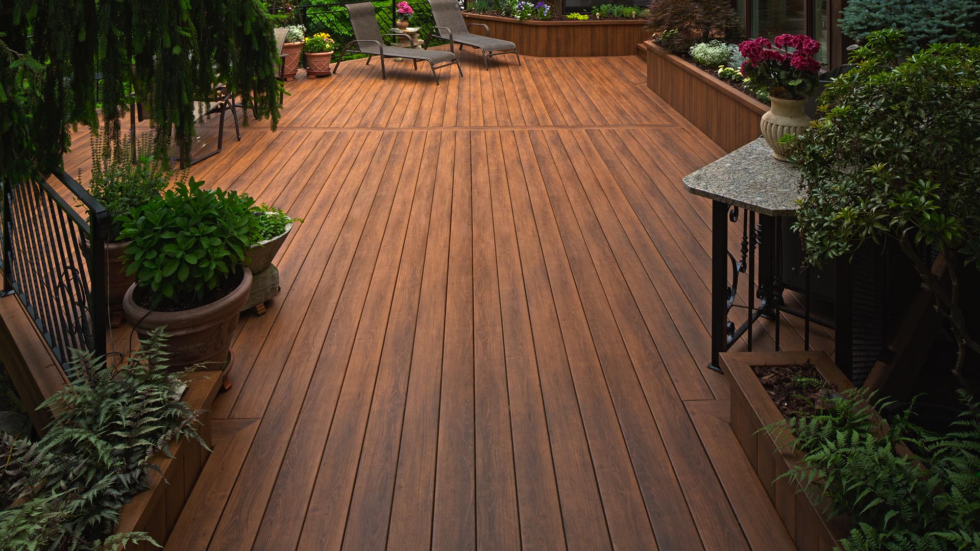 Zuri Cellular Composite PVC Decking Zuri Cellular Composite PVC Decking